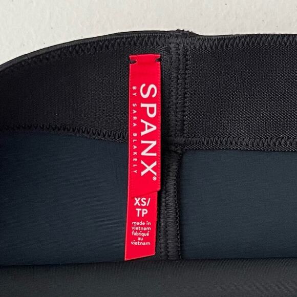 Spanx Half Slip Women's XS Black SmartGrip Tummy Control Sculpting Shapewear NWT - Picture 9 of 14